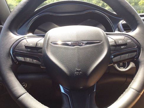Used 2016 Chrysler 200 S w/ Comfort Group AWD/4WD image 25