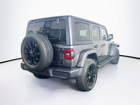 Used 2023 Jeep Wrangler Sahara w/ Cold Weather Group image 9