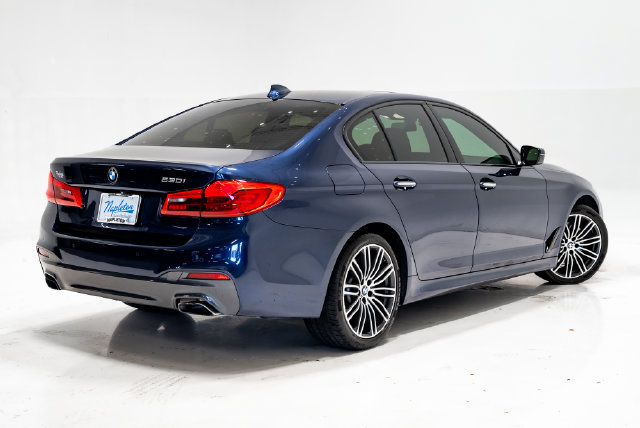 Used 2017 BMW 530i w/ M Sport Package RWD image 36