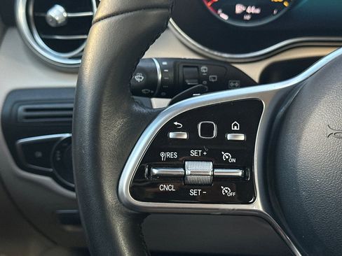 Certified 2022 Mercedes-Benz GLC 300 image 28