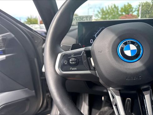 Used 2025 BMW i5 xDrive40 w/ Executive Package AWD/4WD image 13