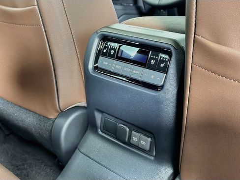 New 2027 Toyota Land Cruiser AWD/4WD image 32