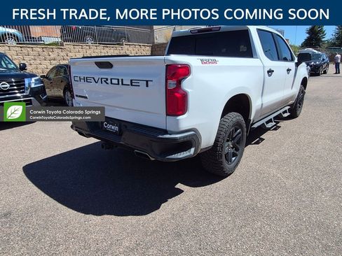 Used 2019 Chevrolet Silverado 1500 LT Trail Boss AWD/4WD image 9