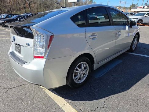 Used 2011 Toyota Prius One image 4