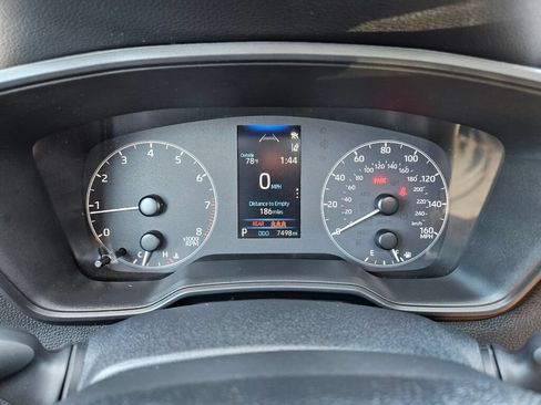 Used 2023 Toyota Corolla Cross LE w/ Moonroof Package AWD/4WD image 24