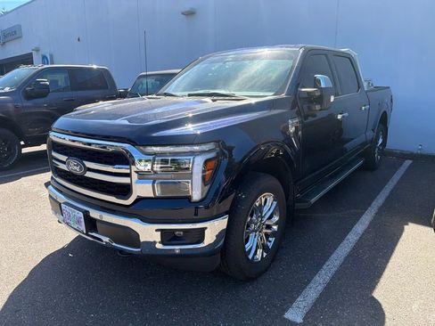 Used 2025 Ford F150 Lariat w/ Equipment Group 501A Mid AWD/4WD image 3