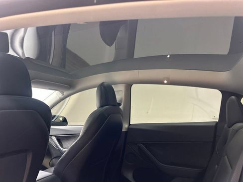 Used 2021 Tesla Model Y Performance AWD/4WD image 24