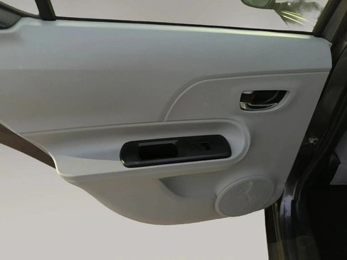 Used 2012 Toyota Prius C Three FWD image 21