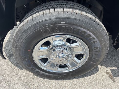 New 2026 RAM 2500 Tradesman AWD/4WD image 5