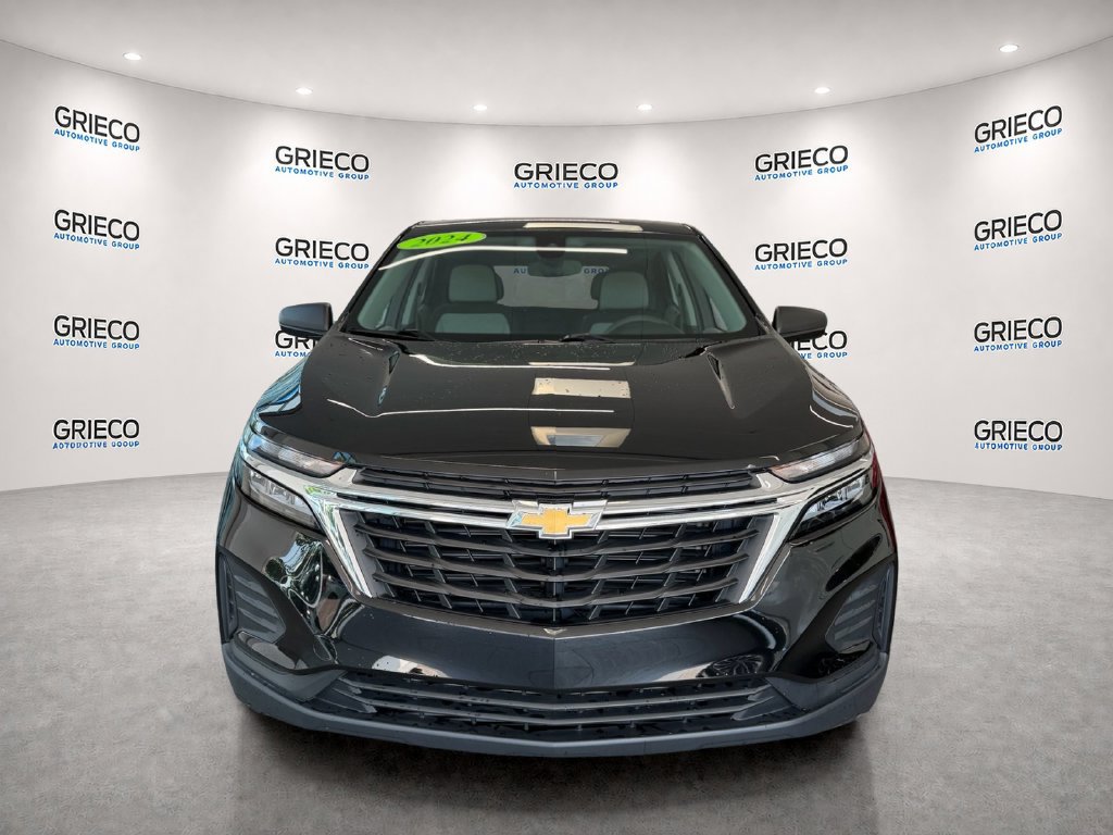 Used 2024 Chevrolet Equinox LS w/ Driver Confidence II Package FWD image 2
