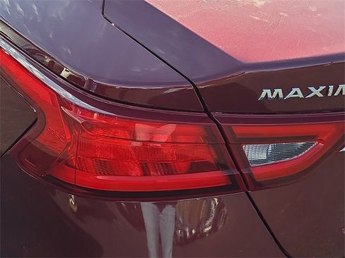 Used 2017 Nissan Maxima 3.5 SL image 10