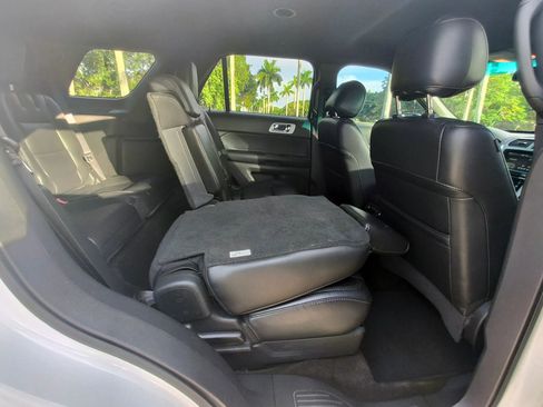 Used 2014 Ford Explorer Limited w/ Equipment Group 301A image 30