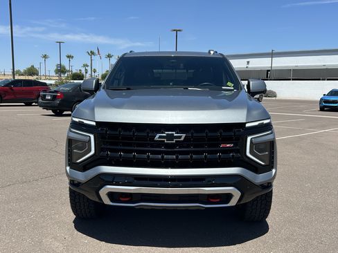 Used 2025 Chevrolet Tahoe Z71 AWD/4WD image 8
