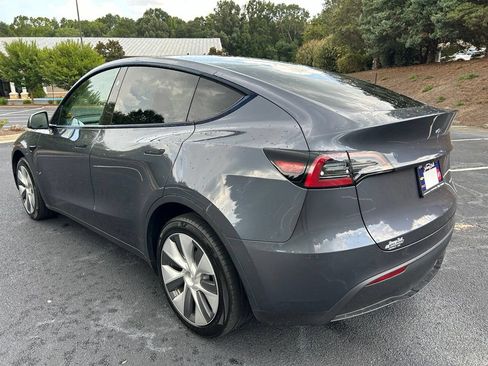 Used 2023 Tesla Model Y Long Range AWD/4WD image 16