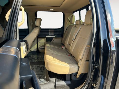 Used 2017 Ford F250 Lariat w/ Lariat Ultimate Package image 24