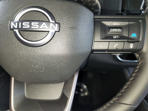 Used 2026 Nissan Rogue SV FWD image 25