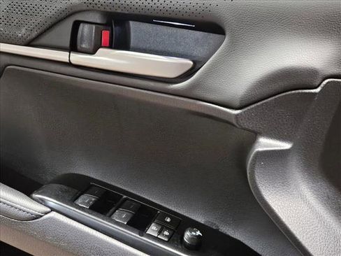 Used 2025 Toyota Camry XSE image 6