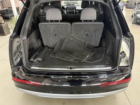 Used 2018 Audi Q7 3.0T Premium Plus w/ Premium Plus Package AWD/4WD image 9