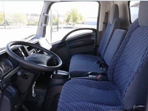 Used 2023 Chevrolet Low Cab Forward 5500XD RWD image 9