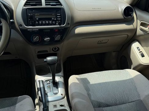 Used 2002 Toyota RAV4 2WD image 15