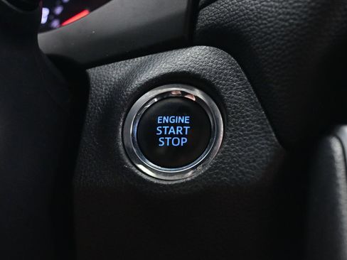Used 2022 Toyota RAV4 XLE w/ Convenience Package AWD/4WD image 24