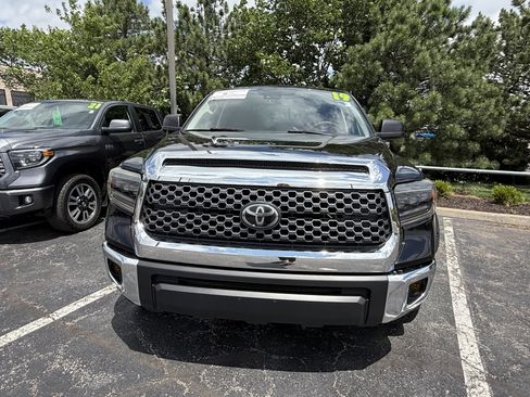 Certified 2019 Toyota Tundra SR5 AWD/4WD image 22