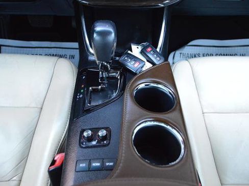 Used 2014 Toyota Avalon XLE Touring image 22