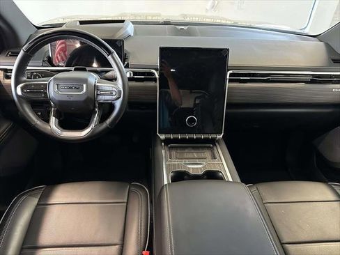 Used 2024 GMC Sierra EV Denali image 19