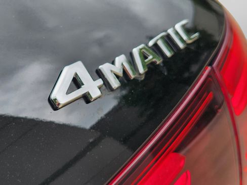 Used 2025 Mercedes-Benz C 300 Sedan image 48