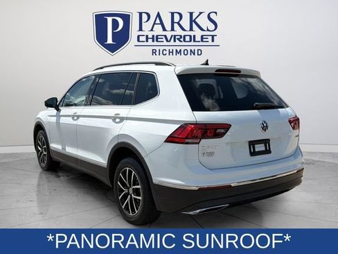Used 2021 Volkswagen Tiguan SE w/ Panoramic Sunroof Package AWD/4WD image 5