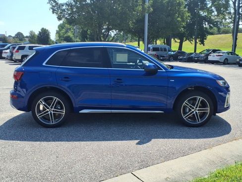 Used 2023 Audi Q5 e Premium Plus w/ Premium Plus Package AWD/4WD image 15