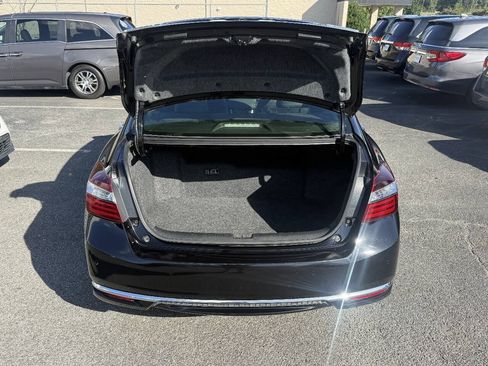 Used 2017 Honda Accord Touring image 26