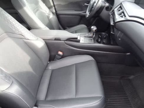 Used 2021 Lexus UX 250h w/ Premium Package image 15