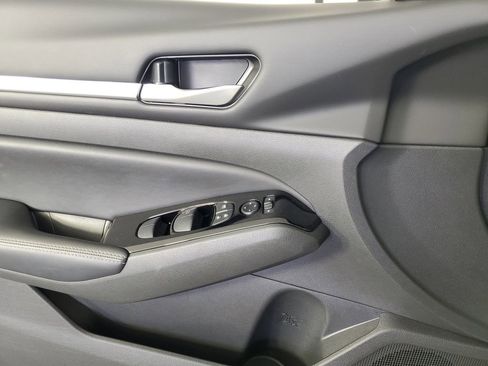 Used 2023 Nissan Altima 2.5 SV image 28