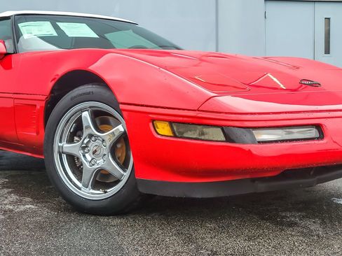 Used 1995 Chevrolet Corvette Convertible image 3