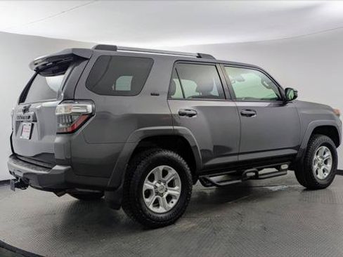 Used 2020 Toyota 4Runner SR5 RWD image 7