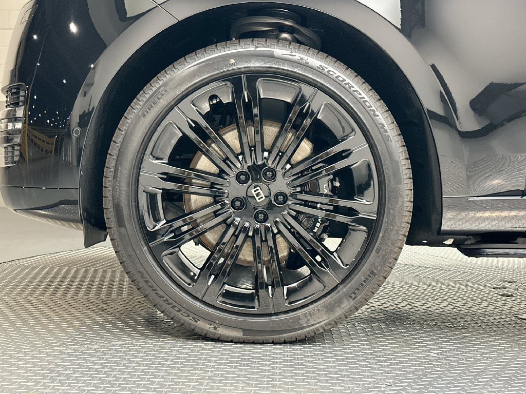 New 2027 Land Rover Range Rover SE AWD/4WD image 5