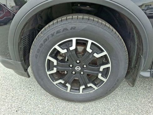 Used 2020 Nissan Pathfinder SL AWD/4WD image 36