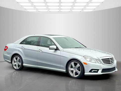 Used 2011 Mercedes-Benz E 350 Sedan image 7