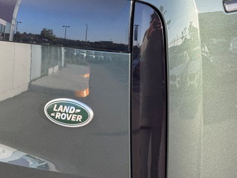 Used 2023 Land Rover Range Rover Long Wheelbase SE image 34