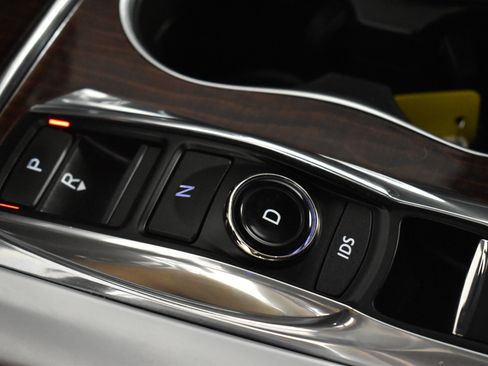 Used 2017 Acura TLX V6 w/ Technology Package image 34