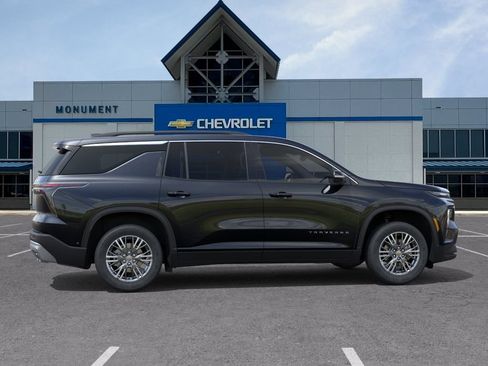 New 2027 Chevrolet Traverse LT w/ Driver Confidence Package FWD image 5