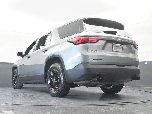 Used 2023 Chevrolet Traverse LS image 56