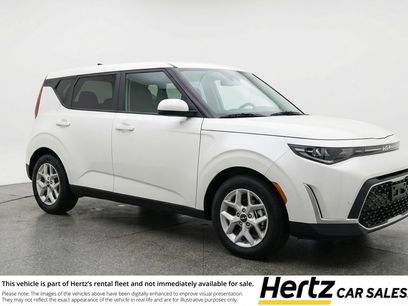 Used 2025 Kia Soul LX w/ LX Technology Package