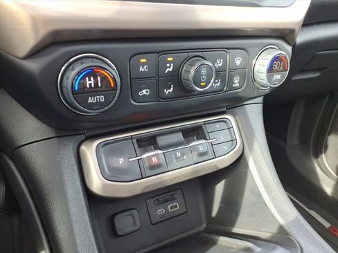 Used 2020 GMC Acadia Denali w/ Trailering Package image 25