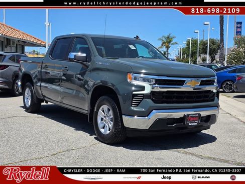 Used 2025 Chevrolet Silverado 1500 LT RWD image 1