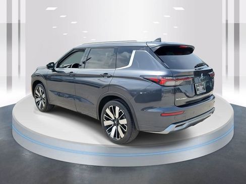 New 2025 Mitsubishi Outlander SEL image 4