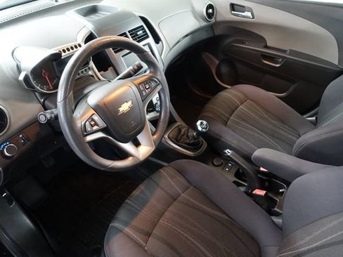 Used 2013 Chevrolet Sonic LT FWD image 10