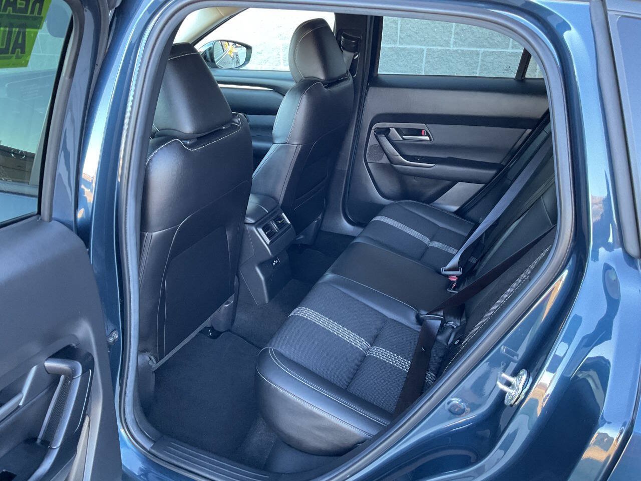 Used 2025 MAZDA CX-50 AWD 2.5 S w/ Premium Package image 39