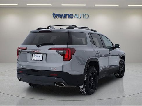 Used 2023 GMC Acadia AT4 image 5